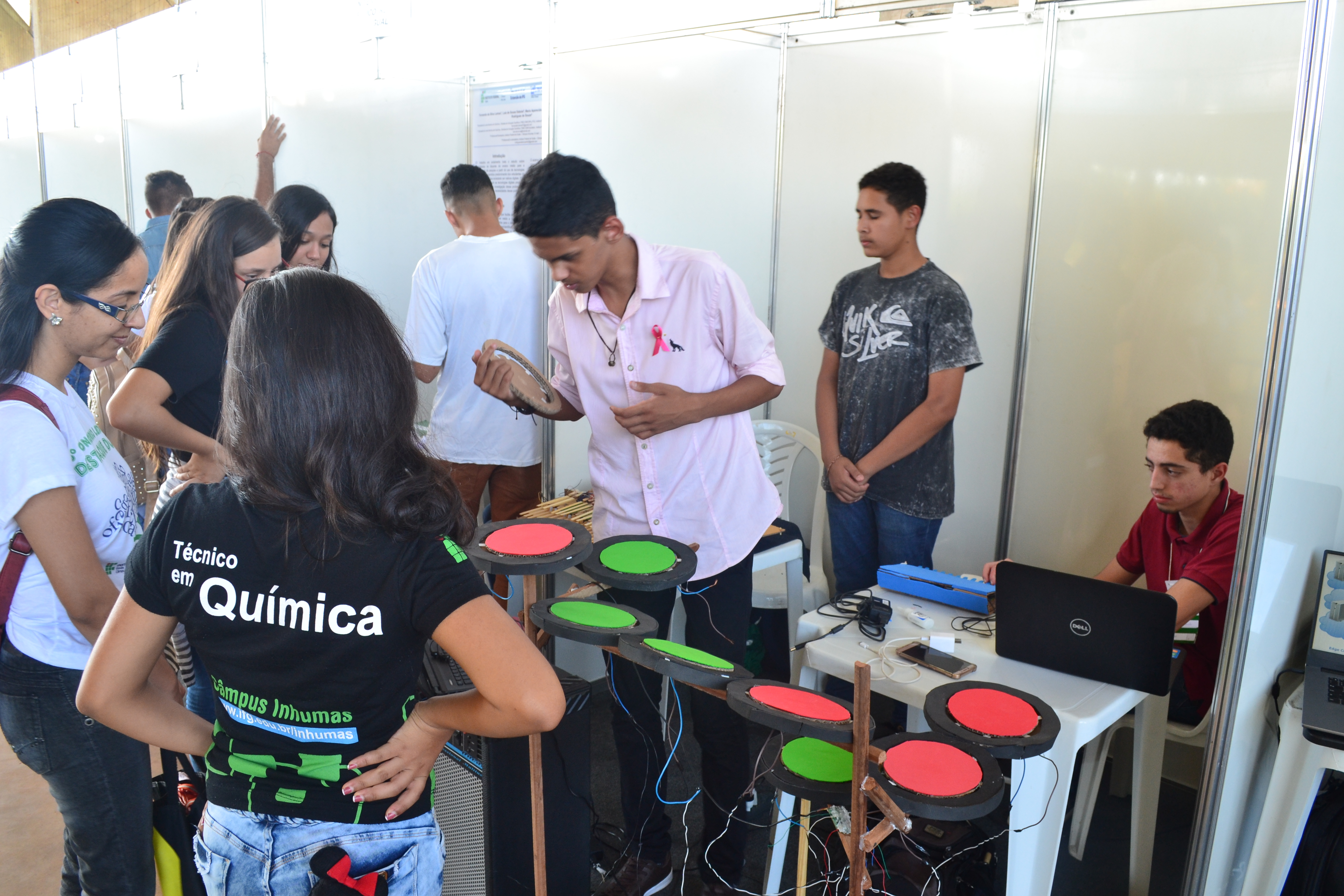 Trabalhos expostos na V Feira de Ciências 