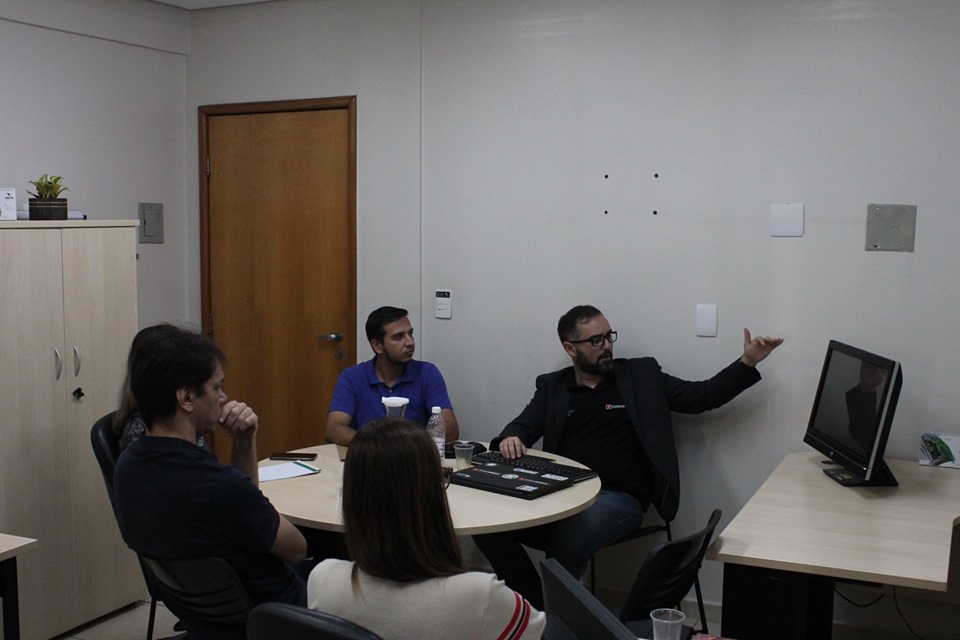 Reunião de gestores do IFG com embaixador da Campus Party trata de parceria para a edição de Goiás, que será realizada em setembro, pela primeira vez, em Goiânia Reunião de gestores do IFG com embaixador da Campus Party trata de parceria para a edição de Goiás, que será realizada em setembro, pela primeira vez, em Goiânia