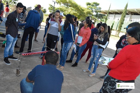 Apresentações no Concurso de Guindastes atraem os visitantes