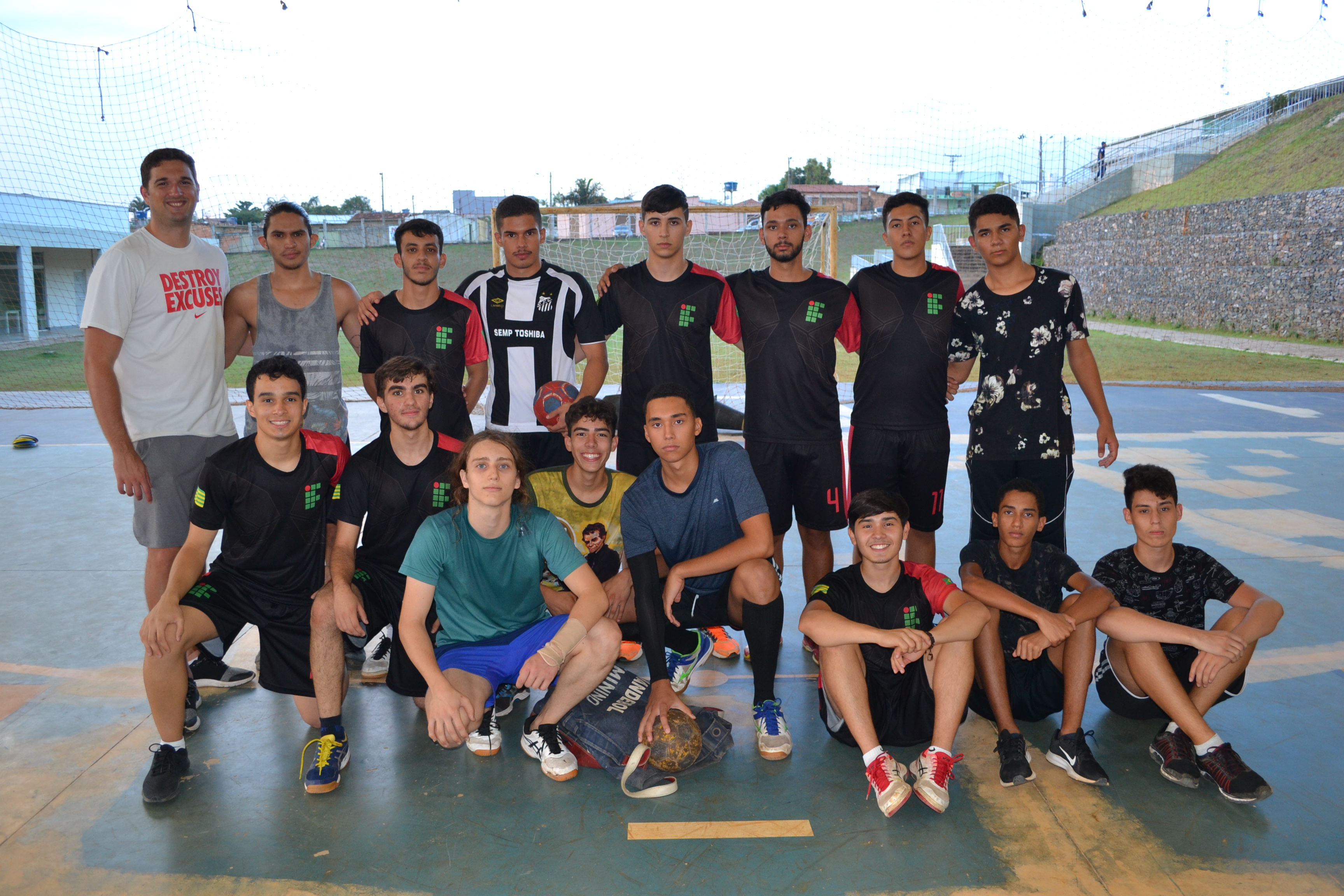 Equipe que participou da etapa nacional dos Jogos dos Institutos Federais