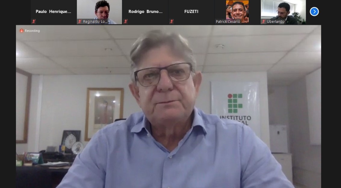 Presidente do Conif, Jadir José Pela, durante reunião Presidente do Conif, Jadir José Pela, durante reunião