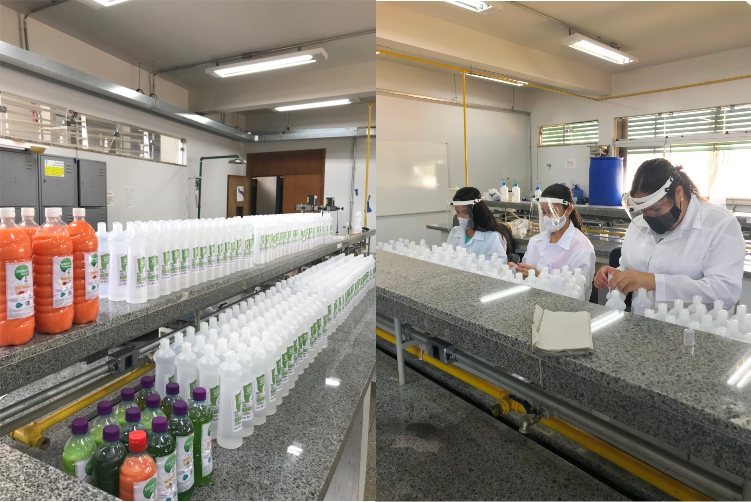 (À esq.) Estoque de saneantes produzidos na última semana e (à dir.) estudantes participando da produção no laboratório (À esq.) Estoque de saneantes produzidos na última semana e (à dir.) estudantes participando da produção no laboratório