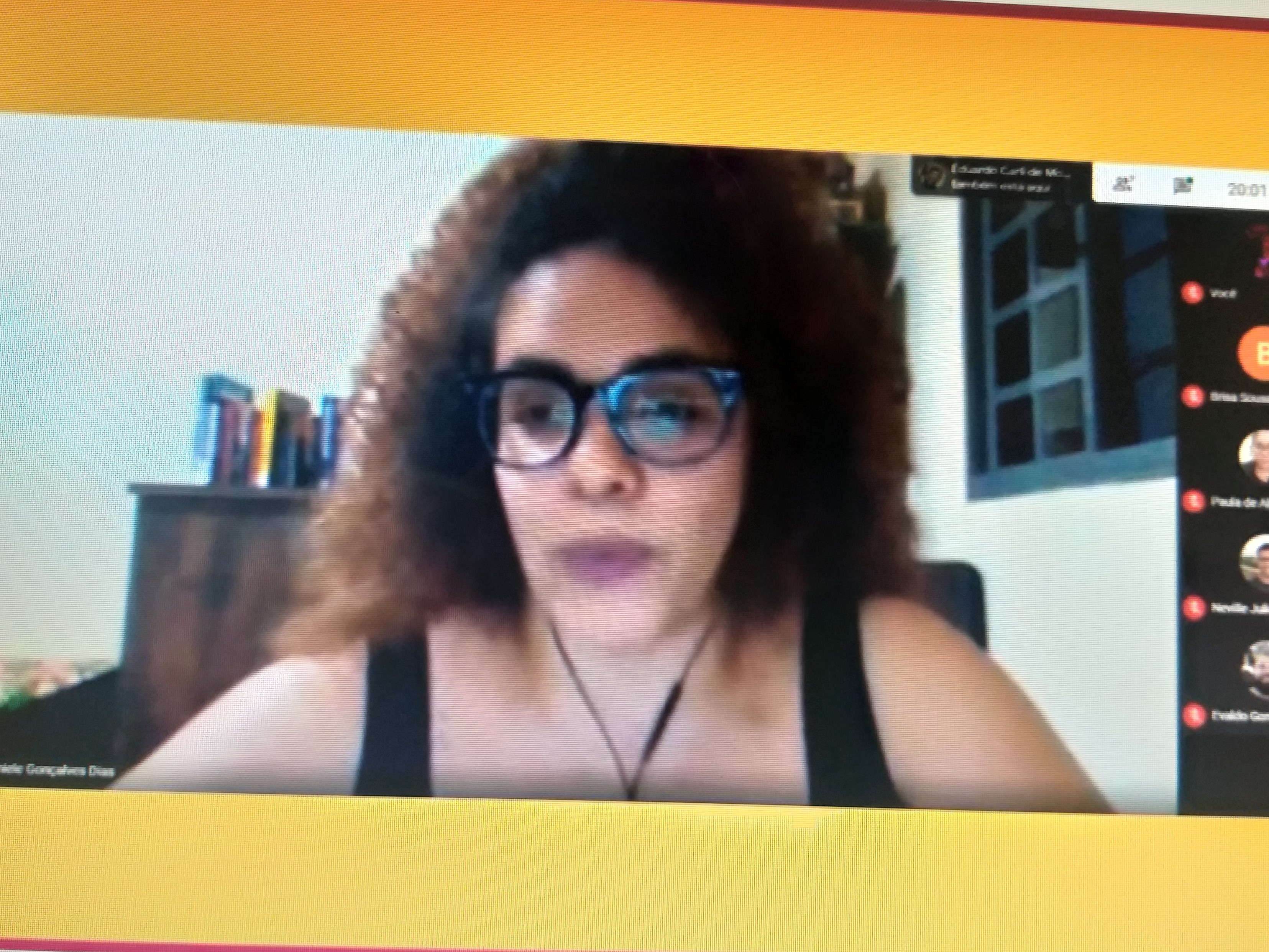 Professora Daniele afirmou que há um descompasso entre as narrativas das pessoas negras e das brancas Professora Daniele afirmou que há um descompasso entre as narrativas das pessoas negras e das brancas