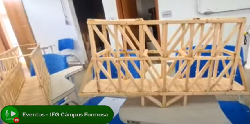 A Ponte Striker foi construída pelos estudantes de Engenharia Civil, Gilvan, Iara, João Lucas e Luciano A Ponte Striker foi construída pelos estudantes de Engenharia Civil, Gilvan, Iara, João Lucas e Luciano