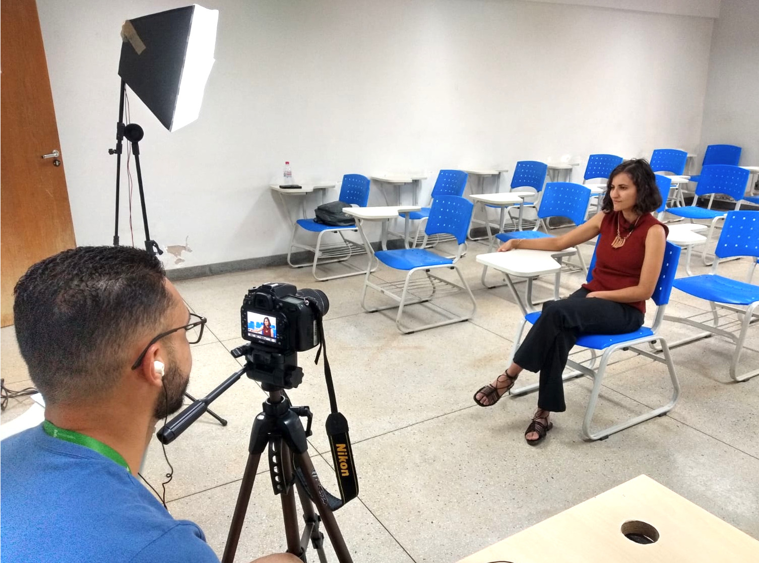 Primeiro dia de gravação do projeto Tem Ciência no IFG!, com a estudante Abigail da Costa Faria Primeiro dia de gravação do projeto Tem Ciência no IFG!, com a estudante Abigail da Costa Faria
