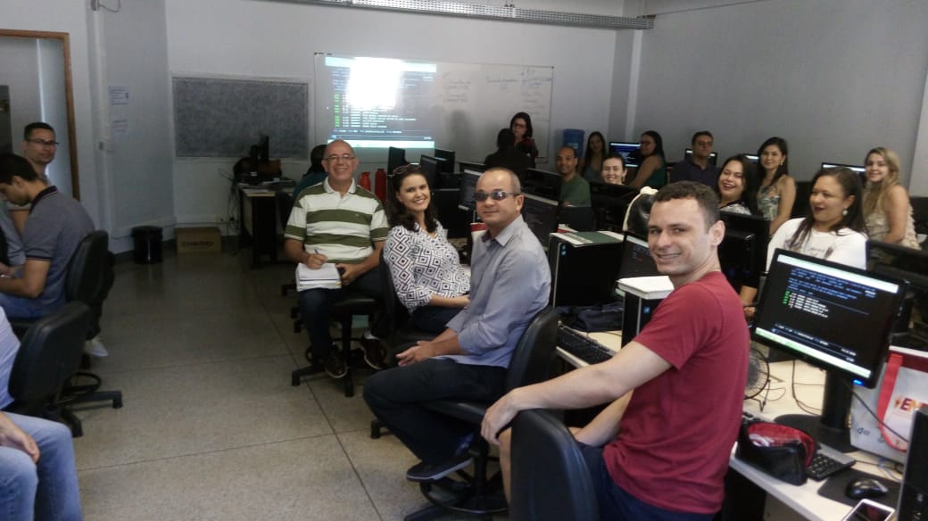 Servidores de vários câmpus do IFG, do IFGoiano e da Base Aérea de Anápolis participam do curso imagem sem descrição.