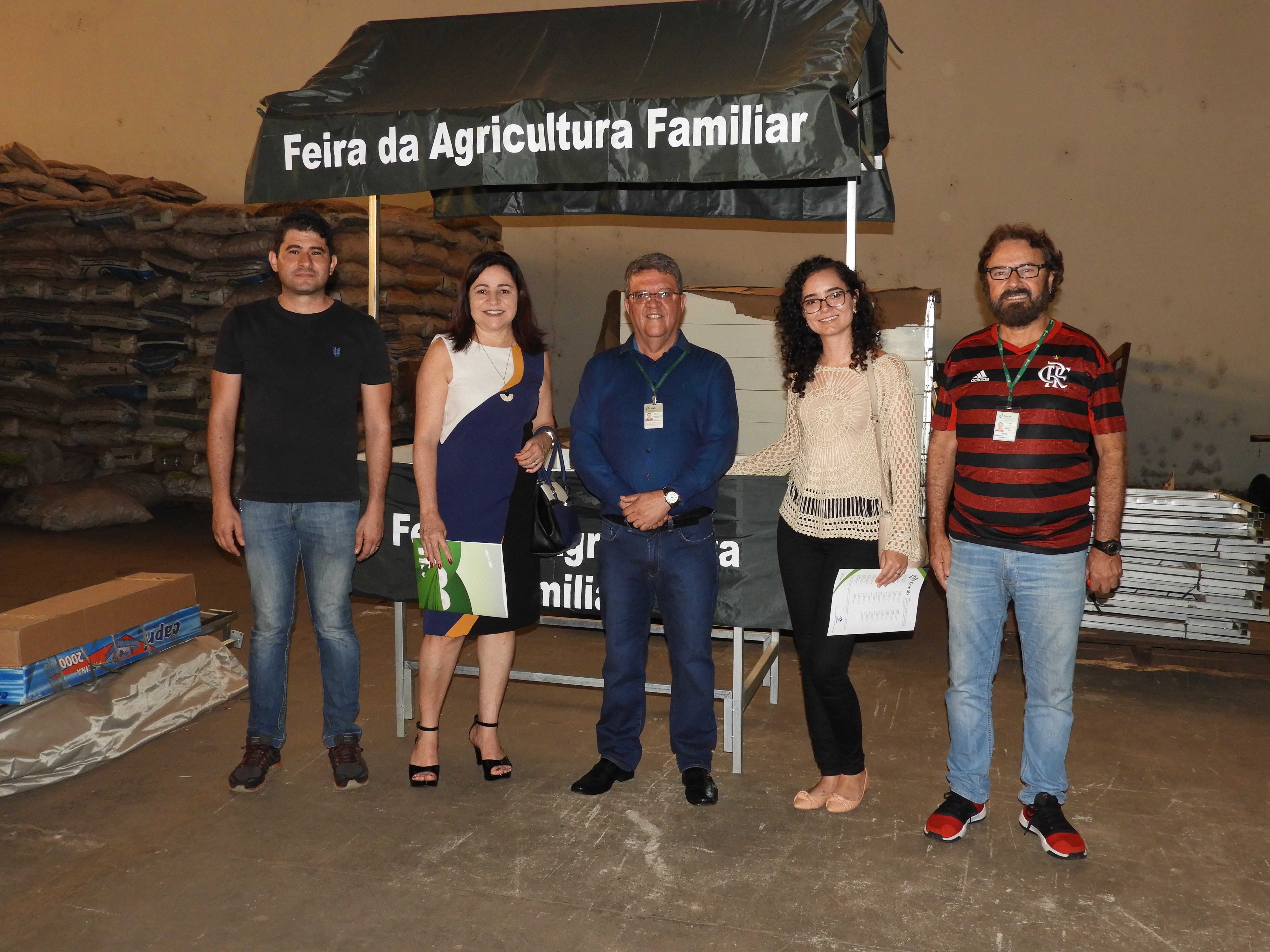 IFG recebe doação de kits para feira da agricultura familiar
